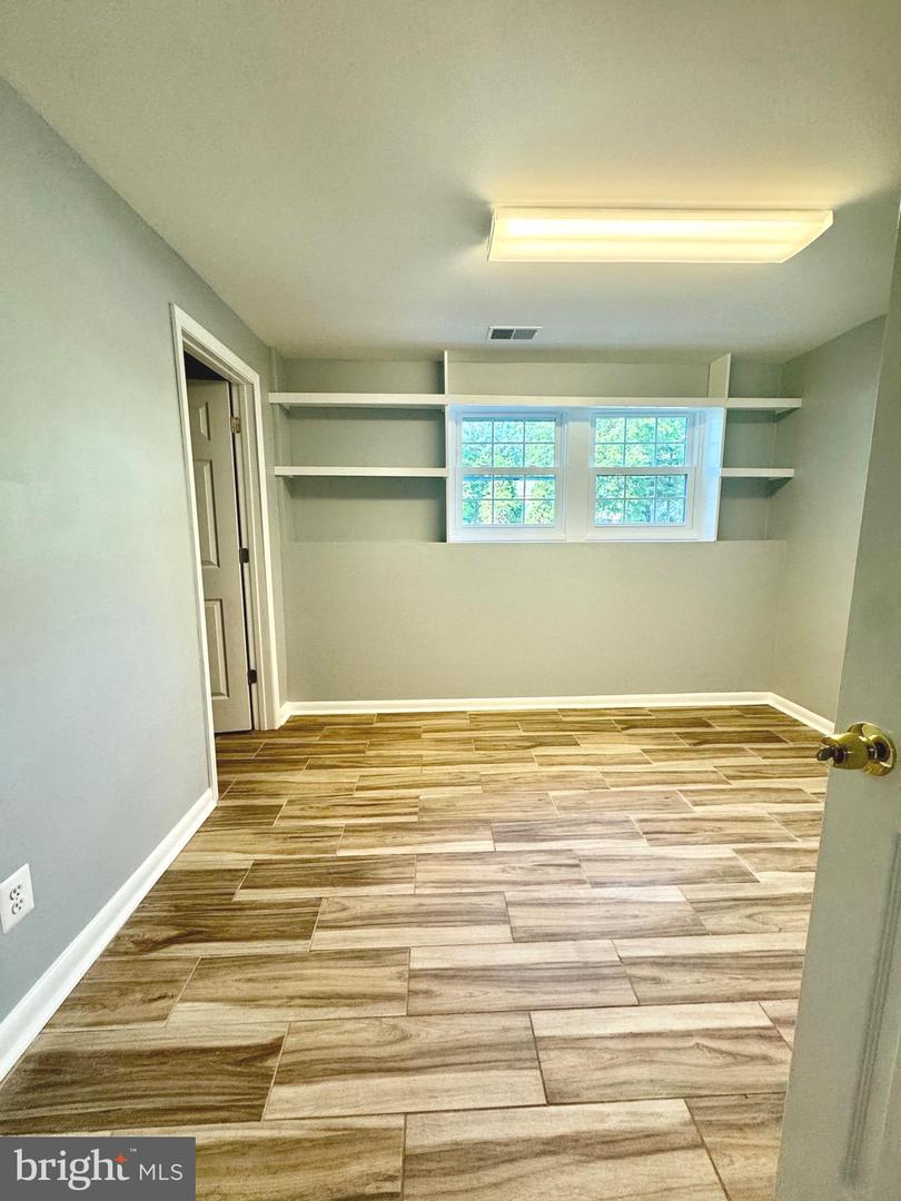 14503 BATTERY RIDGE LN, CENTREVILLE, Virginia 20120, 4 Bedrooms Bedrooms, 4 Rooms Rooms,3 BathroomsBathrooms,Residential,For sale,14503 BATTERY RIDGE LN,VAFX2241872 MLS # VAFX2241872