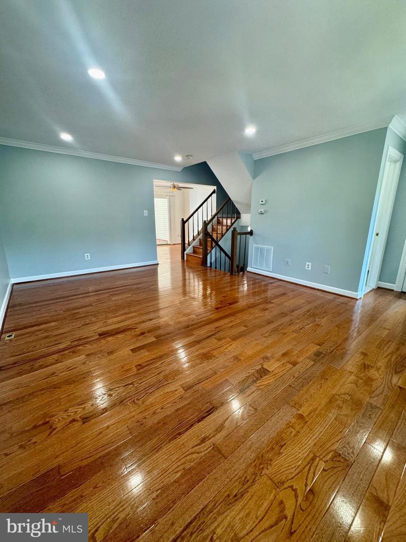 14503 BATTERY RIDGE LN, CENTREVILLE, Virginia 20120, 4 Bedrooms Bedrooms, 4 Rooms Rooms,3 BathroomsBathrooms,Residential,For sale,14503 BATTERY RIDGE LN,VAFX2241872 MLS # VAFX2241872