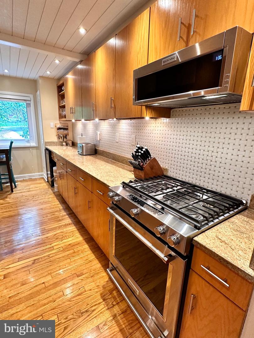 4416 UPLAND DR, ALEXANDRIA, Virginia 22310, 4 Bedrooms Bedrooms, ,2 BathroomsBathrooms,Residential,For sale,4416 UPLAND DR,VAFX2241908 MLS # VAFX2241908