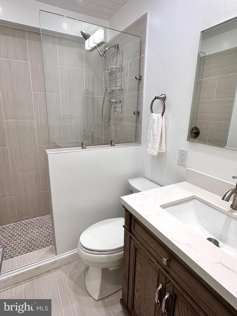 4416 UPLAND DR, ALEXANDRIA, Virginia 22310, 4 Bedrooms Bedrooms, ,2 BathroomsBathrooms,Residential,For sale,4416 UPLAND DR,VAFX2241908 MLS # VAFX2241908