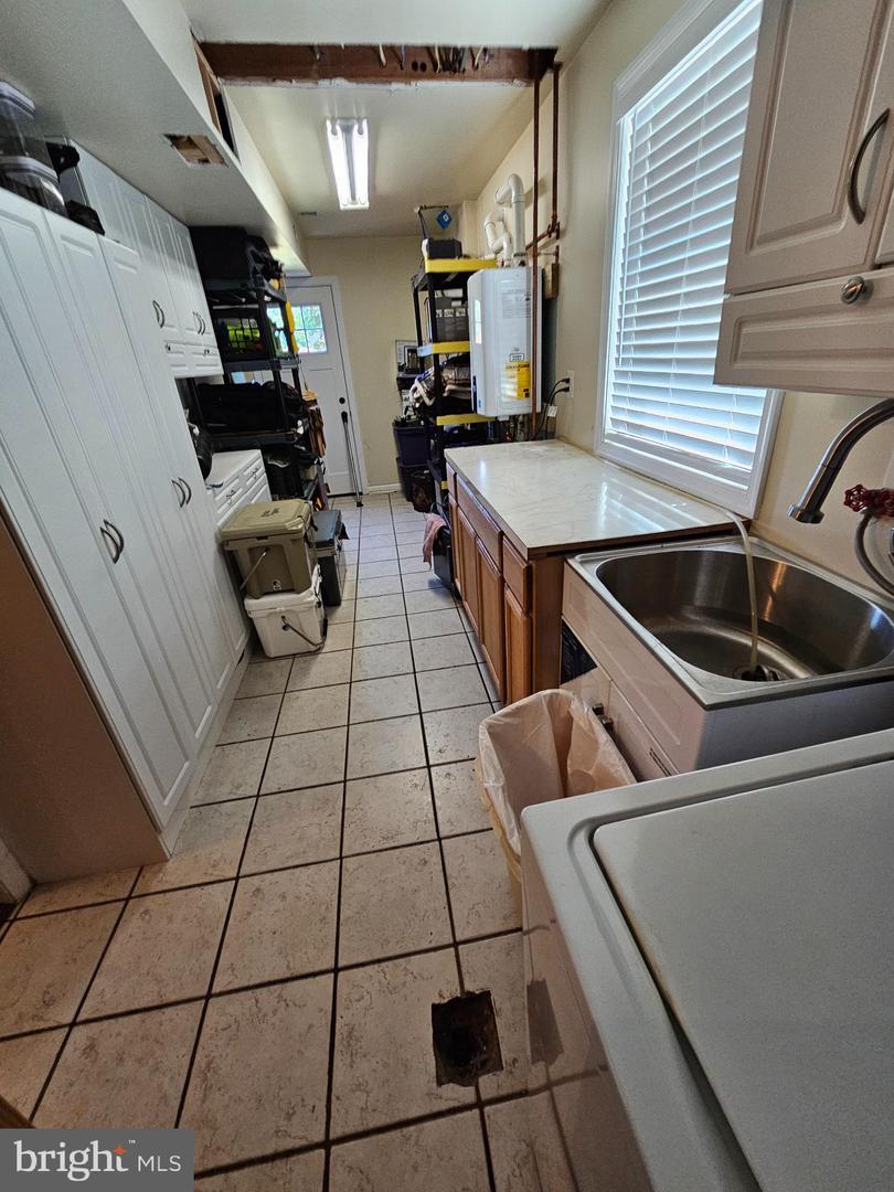 11563 LUCASVILLE RD, MANASSAS, Virginia 20112, 5 Bedrooms Bedrooms, ,3 BathroomsBathrooms,Residential,For sale,11563 LUCASVILLE RD,VAPW2095078 MLS # VAPW2095078
