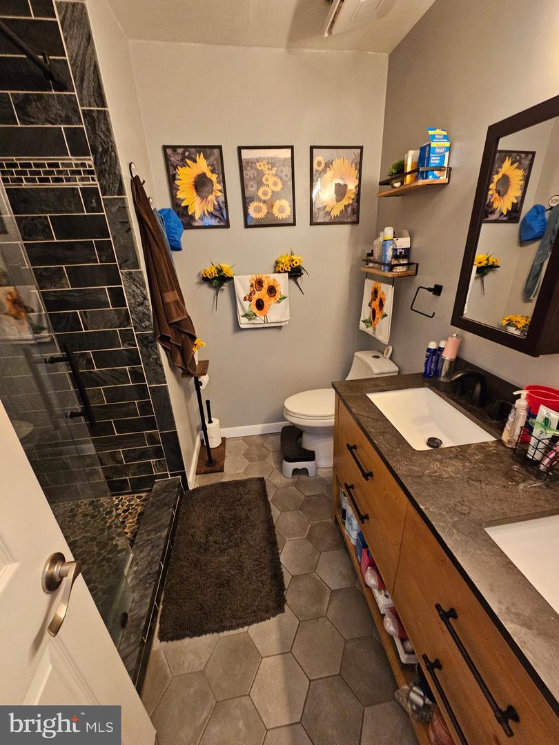 11563 LUCASVILLE RD, MANASSAS, Virginia 20112, 5 Bedrooms Bedrooms, ,3 BathroomsBathrooms,Residential,For sale,11563 LUCASVILLE RD,VAPW2095078 MLS # VAPW2095078