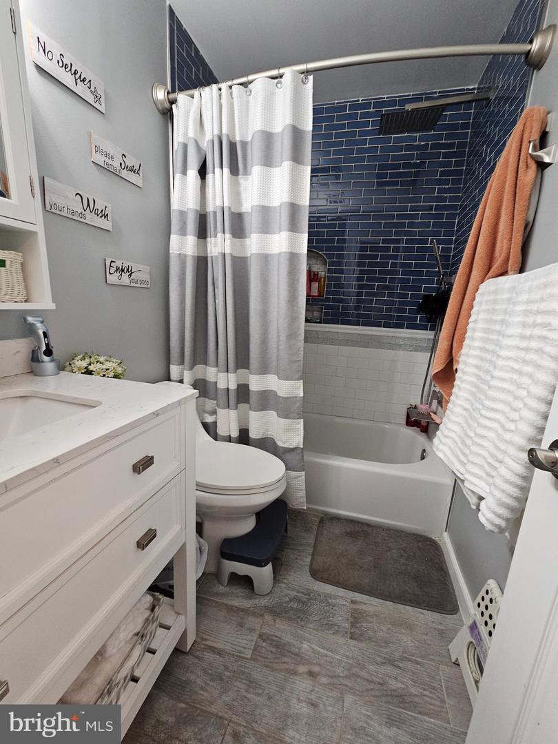 11563 LUCASVILLE RD, MANASSAS, Virginia 20112, 5 Bedrooms Bedrooms, ,3 BathroomsBathrooms,Residential,For sale,11563 LUCASVILLE RD,VAPW2095078 MLS # VAPW2095078