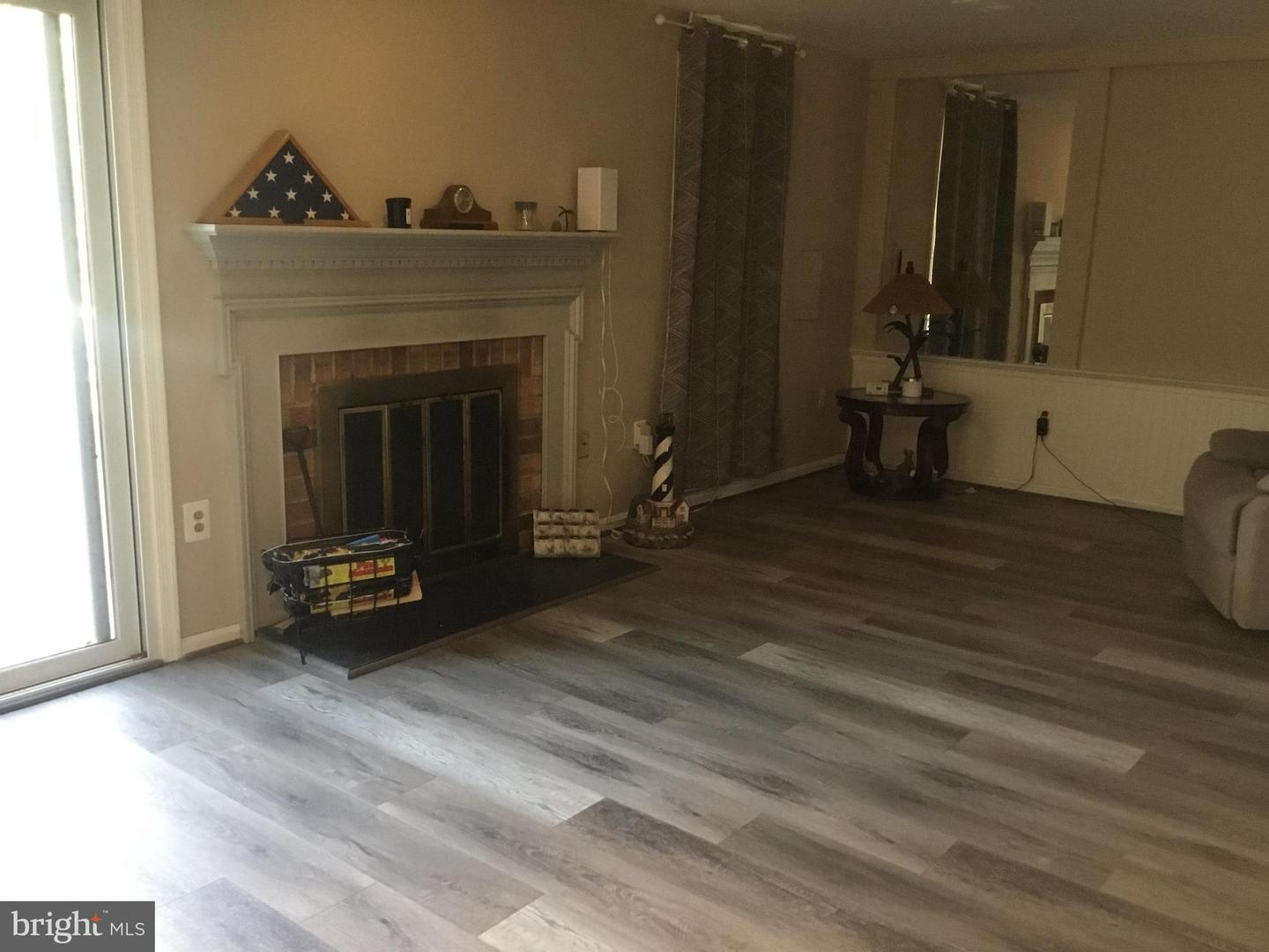 7709 GROMWELL CT, SPRINGFIELD, Virginia 22152, 2 Bedrooms Bedrooms, ,3 BathroomsBathrooms,Residential,For sale,7709 GROMWELL CT,VAFX2242178 MLS # VAFX2242178