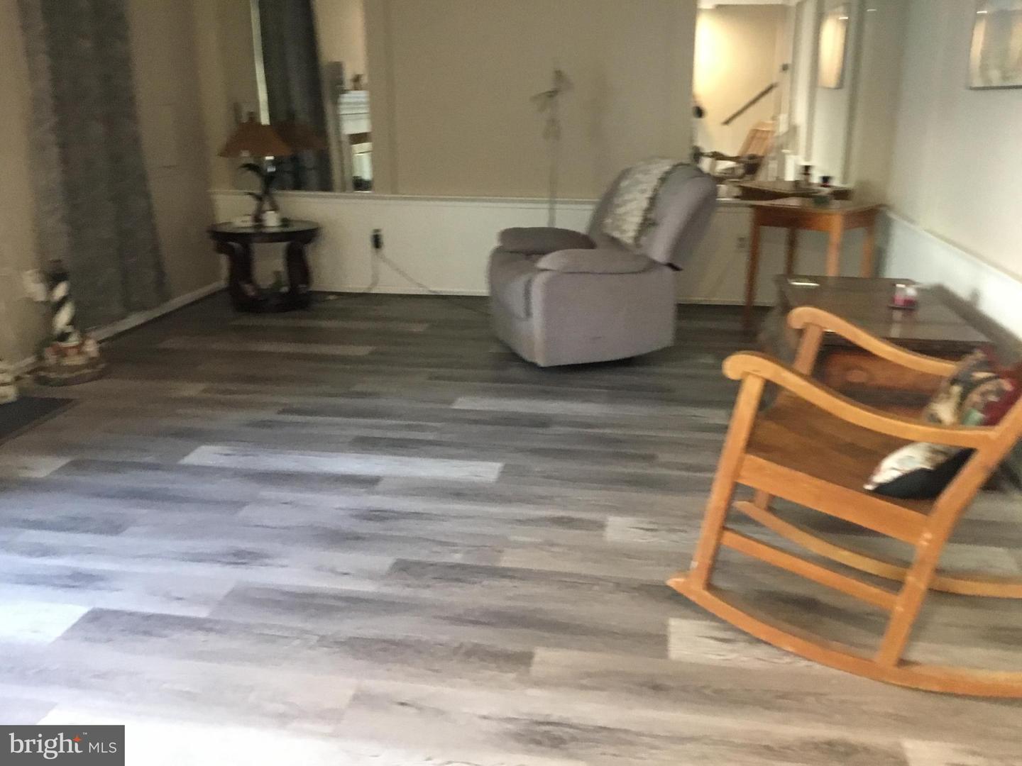 7709 GROMWELL CT, SPRINGFIELD, Virginia 22152, 2 Bedrooms Bedrooms, ,3 BathroomsBathrooms,Residential,For sale,7709 GROMWELL CT,VAFX2242178 MLS # VAFX2242178