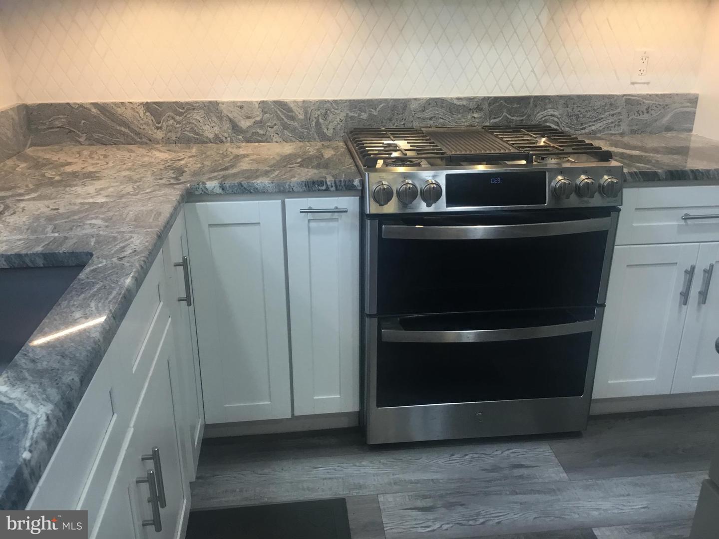 7709 GROMWELL CT, SPRINGFIELD, Virginia 22152, 2 Bedrooms Bedrooms, ,3 BathroomsBathrooms,Residential,For sale,7709 GROMWELL CT,VAFX2242178 MLS # VAFX2242178