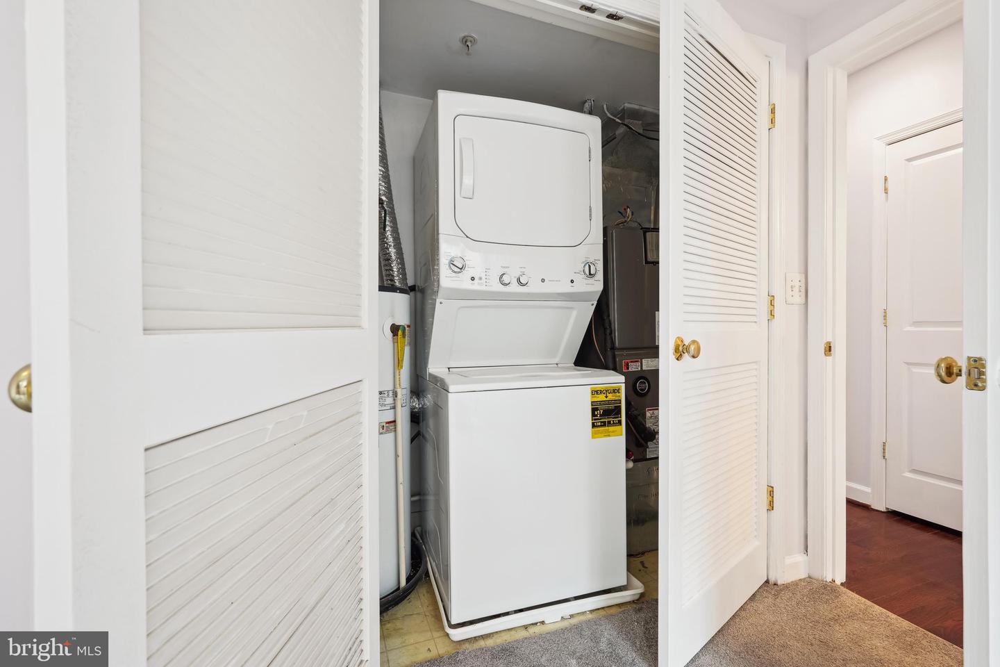 5401 9TH ST NW #202, WASHINGTON, District Of Columbia 20011, 1 Bedroom Bedrooms, ,1 BathroomBathrooms,Residential,For sale,5401 9TH ST NW #202,DCDC2201722 MLS # DCDC2201722