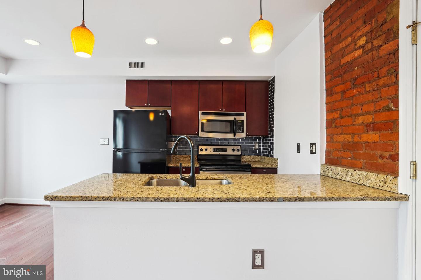 5401 9TH ST NW #202, WASHINGTON, District Of Columbia 20011, 1 Bedroom Bedrooms, ,1 BathroomBathrooms,Residential,For sale,5401 9TH ST NW #202,DCDC2201722 MLS # DCDC2201722