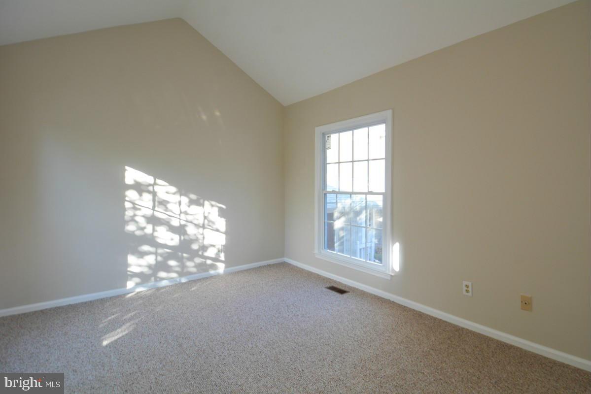 2923 S WOODSTOCK ST #D, ARLINGTON, Virginia 22206, 2 Bedrooms Bedrooms, ,2 BathroomsBathrooms,Residential,For sale,2923 S WOODSTOCK ST #D,VAAR2057954 MLS # VAAR2057954