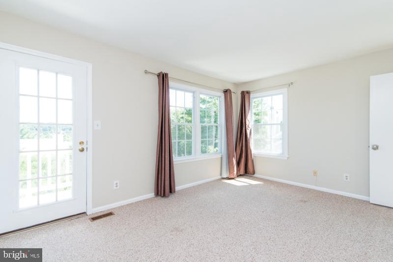 2923 S WOODSTOCK ST #D, ARLINGTON, Virginia 22206, 2 Bedrooms Bedrooms, ,2 BathroomsBathrooms,Residential,For sale,2923 S WOODSTOCK ST #D,VAAR2057954 MLS # VAAR2057954