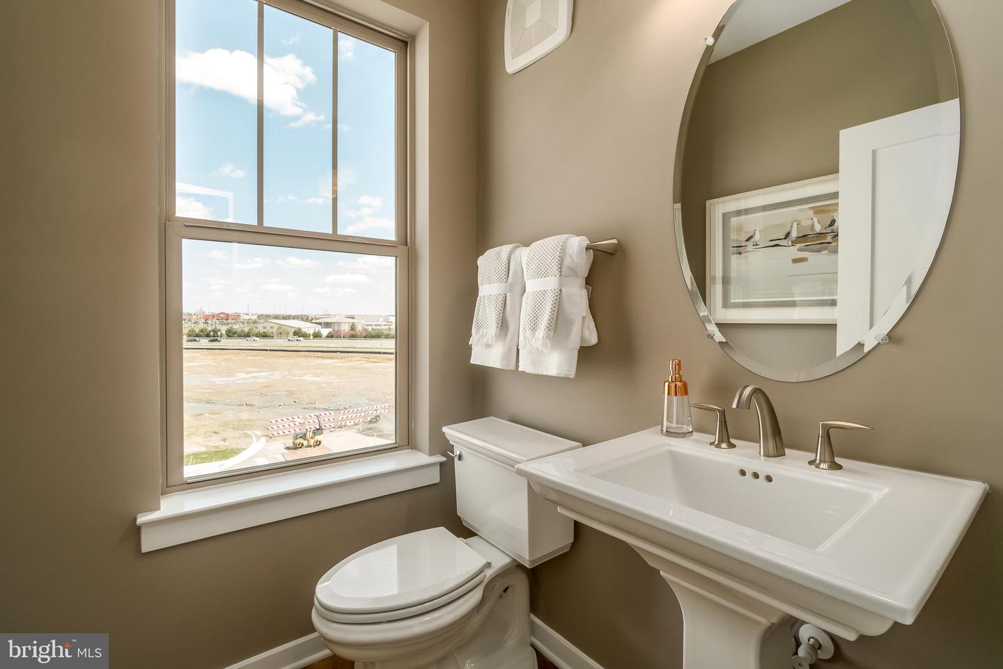 2116 ABBOCCATO TER SE, LEESBURG, Virginia 20175, 3 Bedrooms Bedrooms, ,2 BathroomsBathrooms,Residential,For sale,2116 ABBOCCATO TER SE,VALO2097382 MLS # VALO2097382