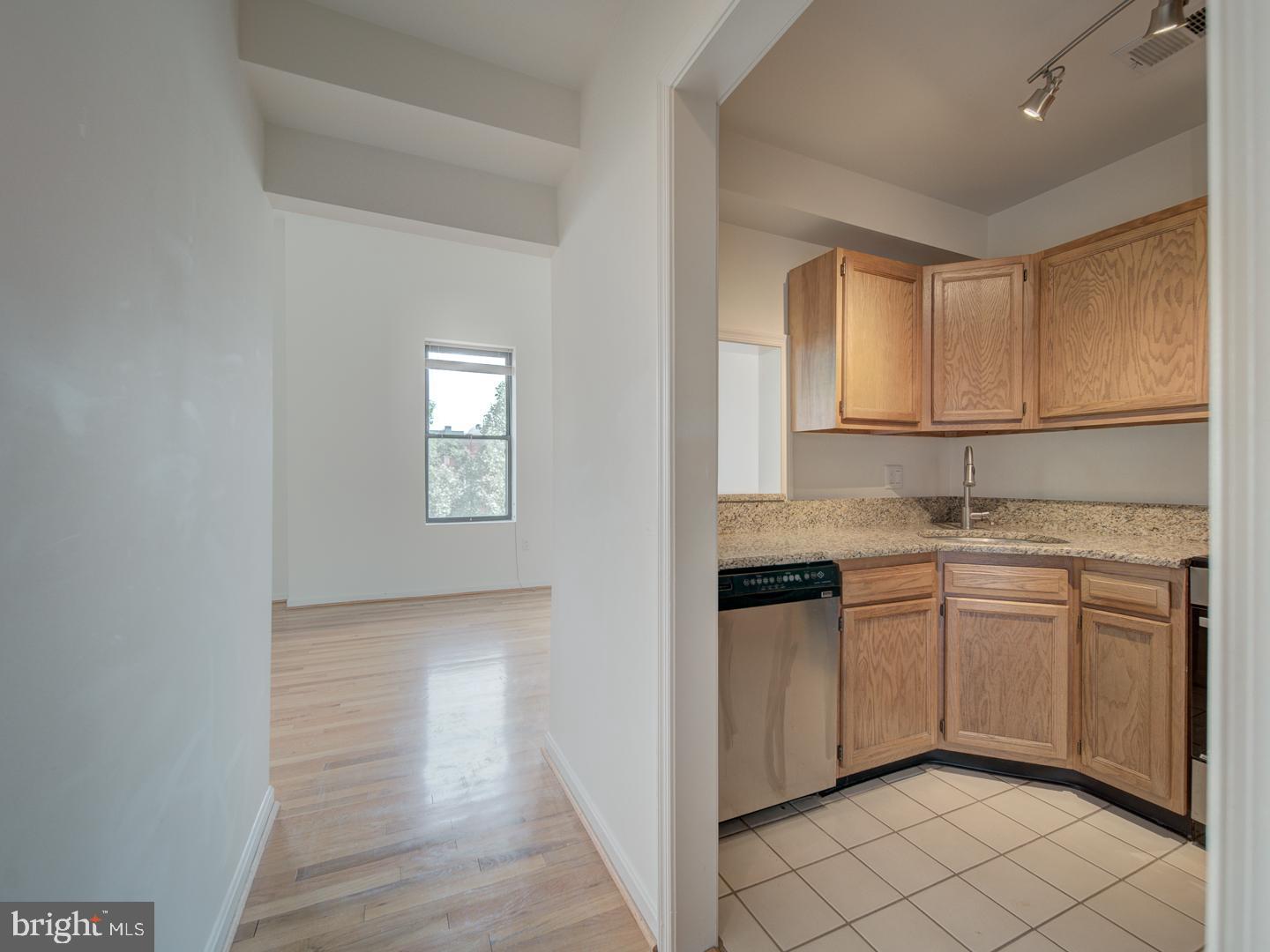 1812 VERNON ST NW #42, WASHINGTON, District Of Columbia 20009, 1 Bedroom Bedrooms, ,1 BathroomBathrooms,Residential,For sale,1812 VERNON ST NW #42,DCDC2201760 MLS # DCDC2201760