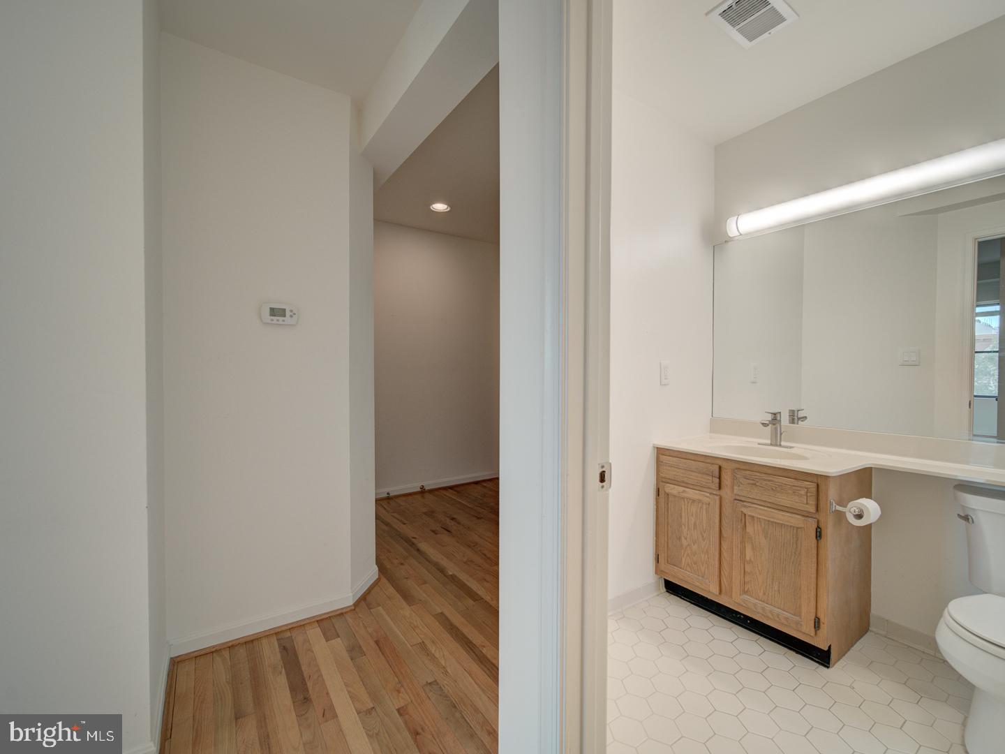 1812 VERNON ST NW #42, WASHINGTON, District Of Columbia 20009, 1 Bedroom Bedrooms, ,1 BathroomBathrooms,Residential,For sale,1812 VERNON ST NW #42,DCDC2201760 MLS # DCDC2201760