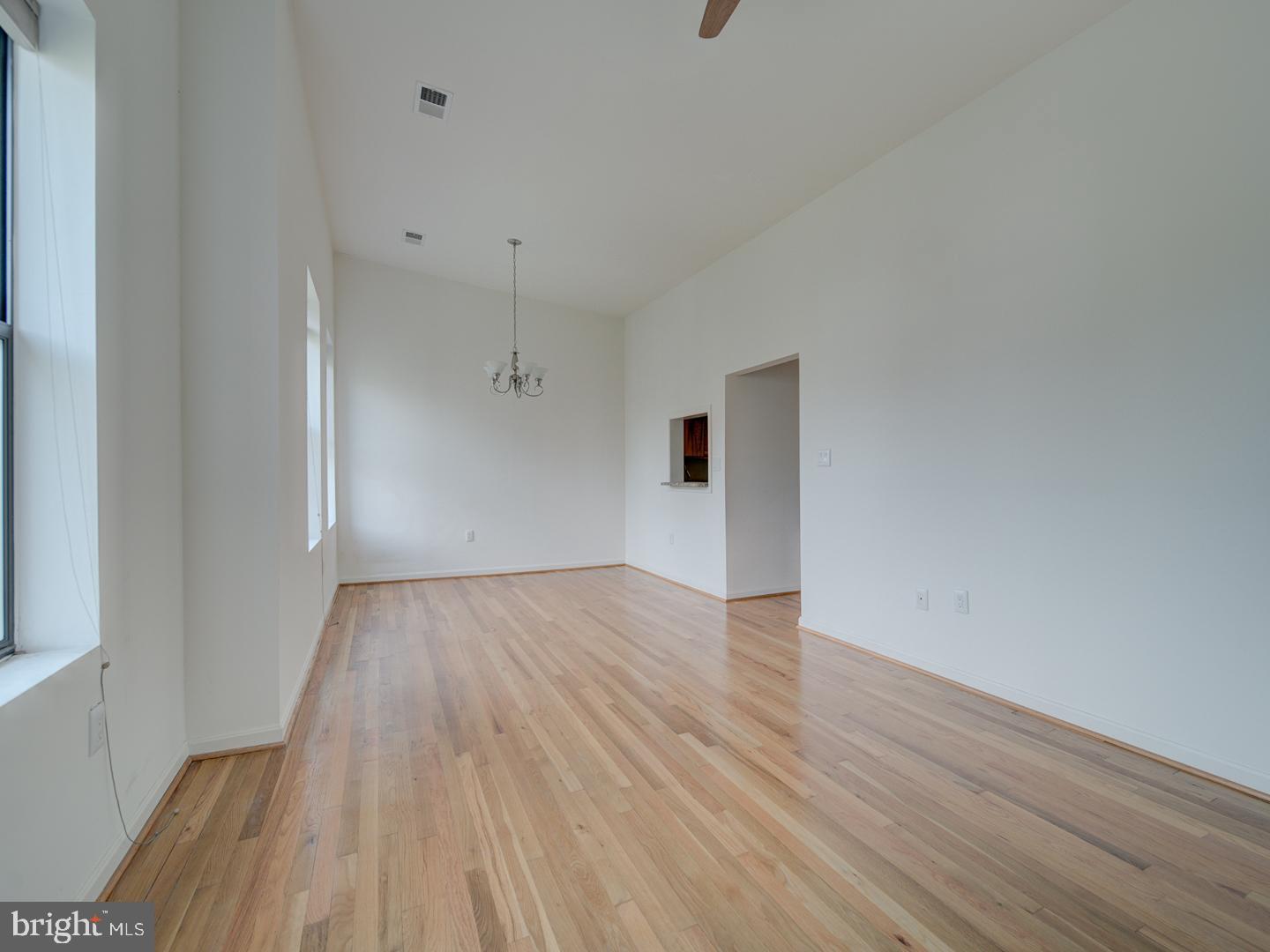1812 VERNON ST NW #42, WASHINGTON, District Of Columbia 20009, 1 Bedroom Bedrooms, ,1 BathroomBathrooms,Residential,For sale,1812 VERNON ST NW #42,DCDC2201760 MLS # DCDC2201760