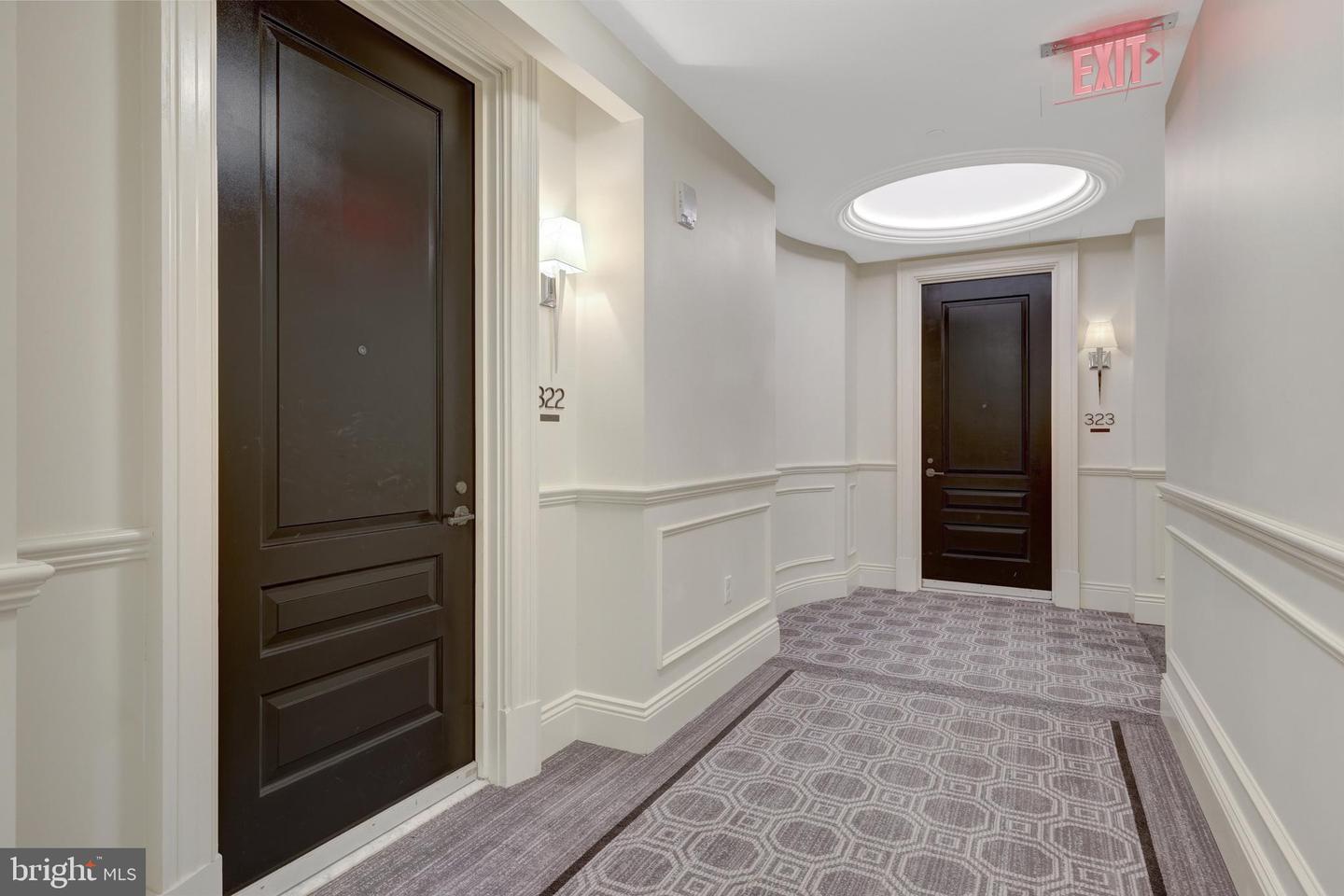 6900 FLEETWOOD RD #322, MCLEAN, Virginia 22101, 2 Bedrooms Bedrooms, ,2 BathroomsBathrooms,Residential,For sale,6900 FLEETWOOD RD #322,VAFX2242266 MLS # VAFX2242266