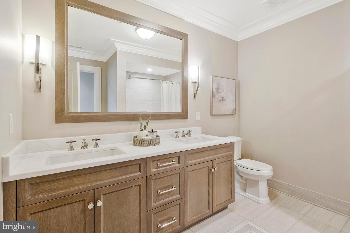 6900 FLEETWOOD RD #322, MCLEAN, Virginia 22101, 2 Bedrooms Bedrooms, ,2 BathroomsBathrooms,Residential,For sale,6900 FLEETWOOD RD #322,VAFX2242266 MLS # VAFX2242266