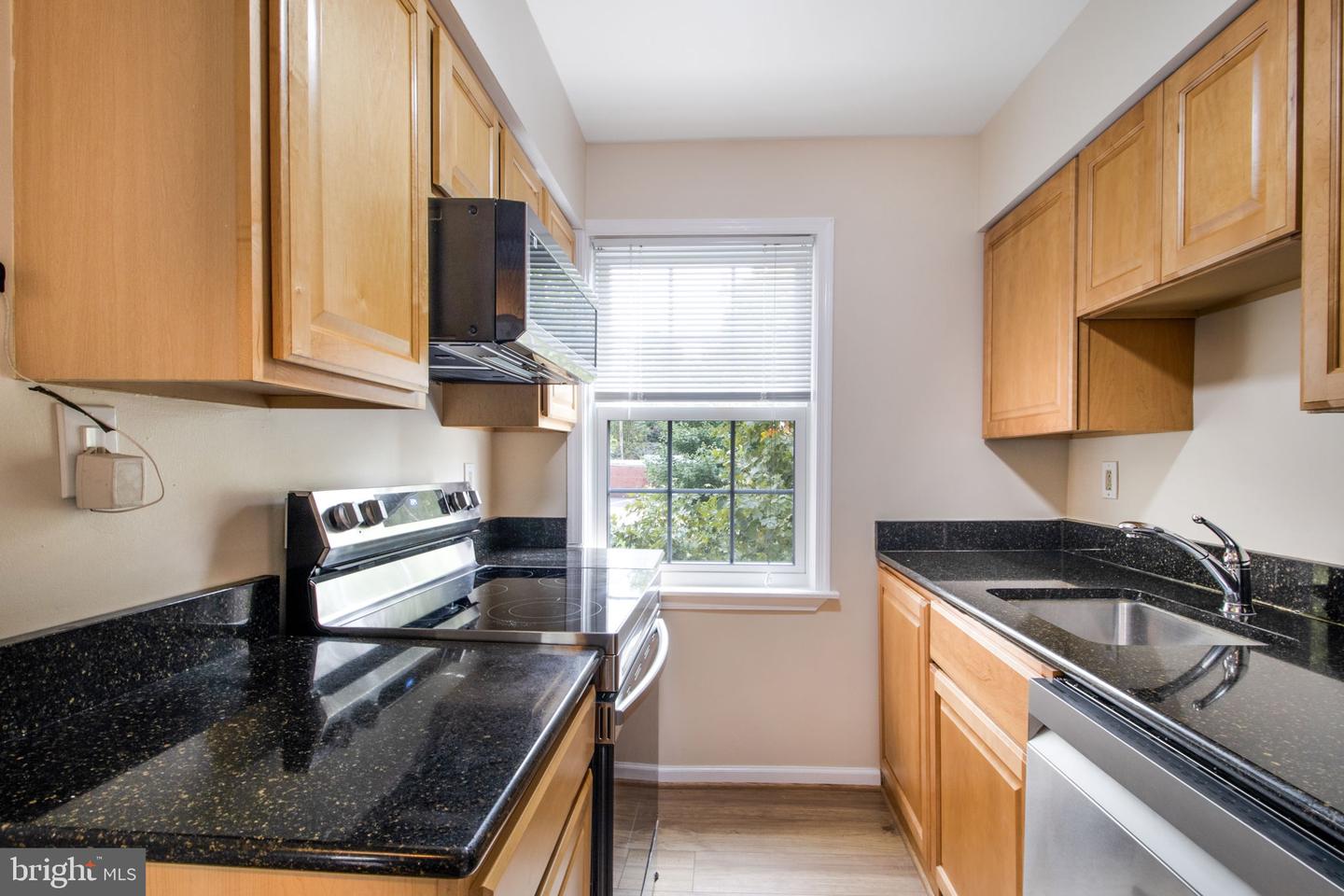 3923 PENNSYLVANIA AVE SE #201, WASHINGTON, District Of Columbia 20020, 2 Bedrooms Bedrooms, ,1 BathroomBathrooms,Residential,For sale,3923 PENNSYLVANIA AVE SE #201,DCDC2201764 MLS # DCDC2201764