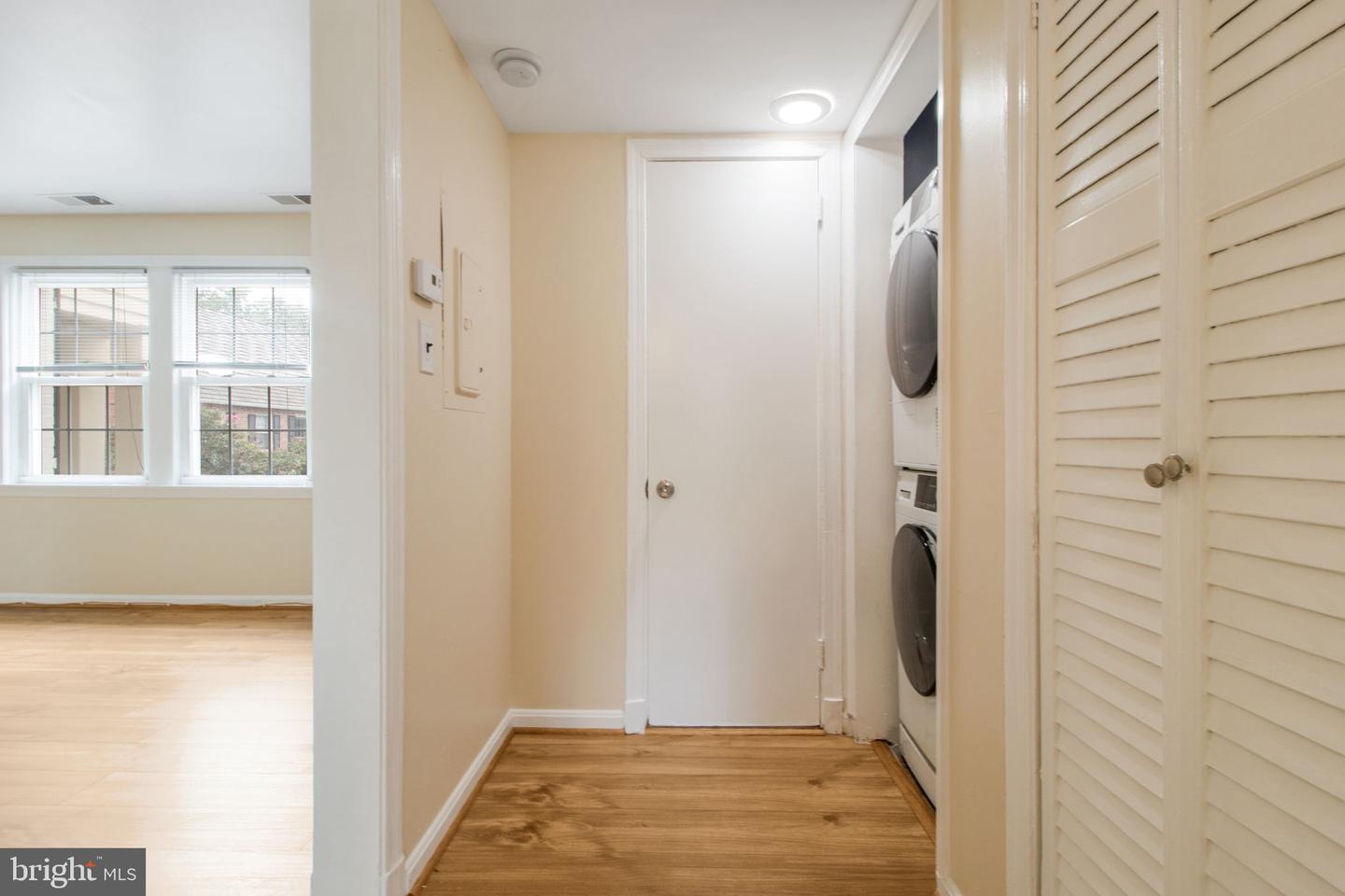 3923 PENNSYLVANIA AVE SE #201, WASHINGTON, District Of Columbia 20020, 2 Bedrooms Bedrooms, ,1 BathroomBathrooms,Residential,For sale,3923 PENNSYLVANIA AVE SE #201,DCDC2201764 MLS # DCDC2201764