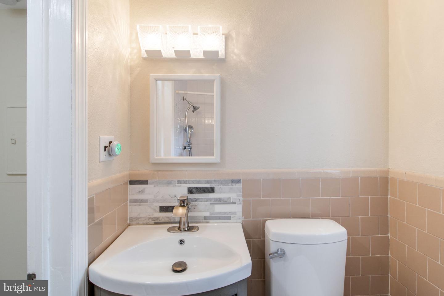 3923 PENNSYLVANIA AVE SE #201, WASHINGTON, District Of Columbia 20020, 2 Bedrooms Bedrooms, ,1 BathroomBathrooms,Residential,For sale,3923 PENNSYLVANIA AVE SE #201,DCDC2201764 MLS # DCDC2201764