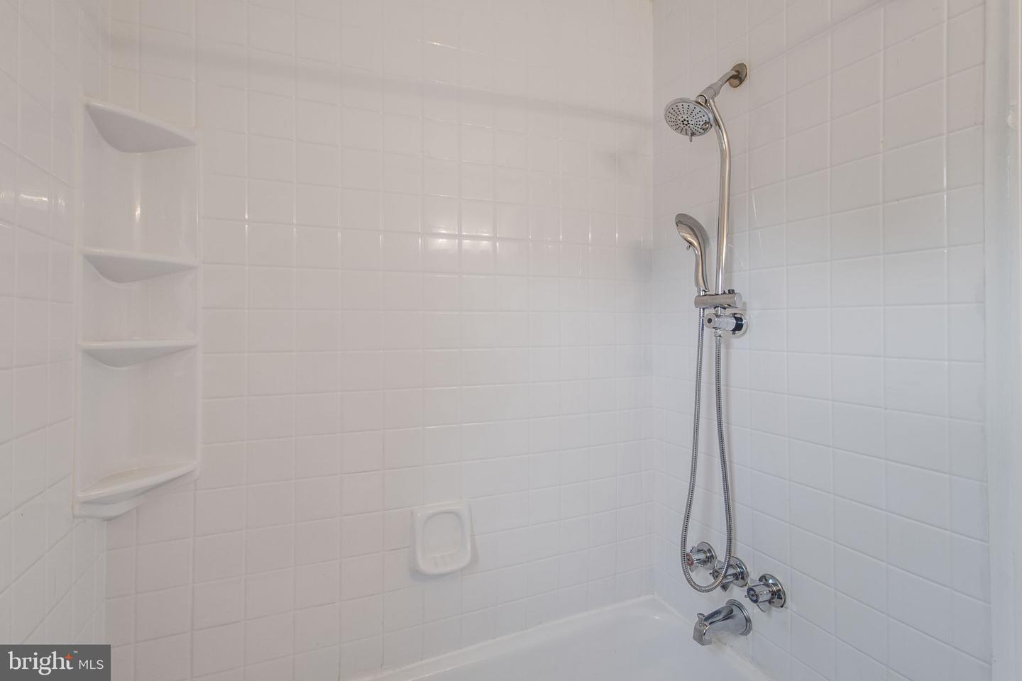 3923 PENNSYLVANIA AVE SE #201, WASHINGTON, District Of Columbia 20020, 2 Bedrooms Bedrooms, ,1 BathroomBathrooms,Residential,For sale,3923 PENNSYLVANIA AVE SE #201,DCDC2201764 MLS # DCDC2201764