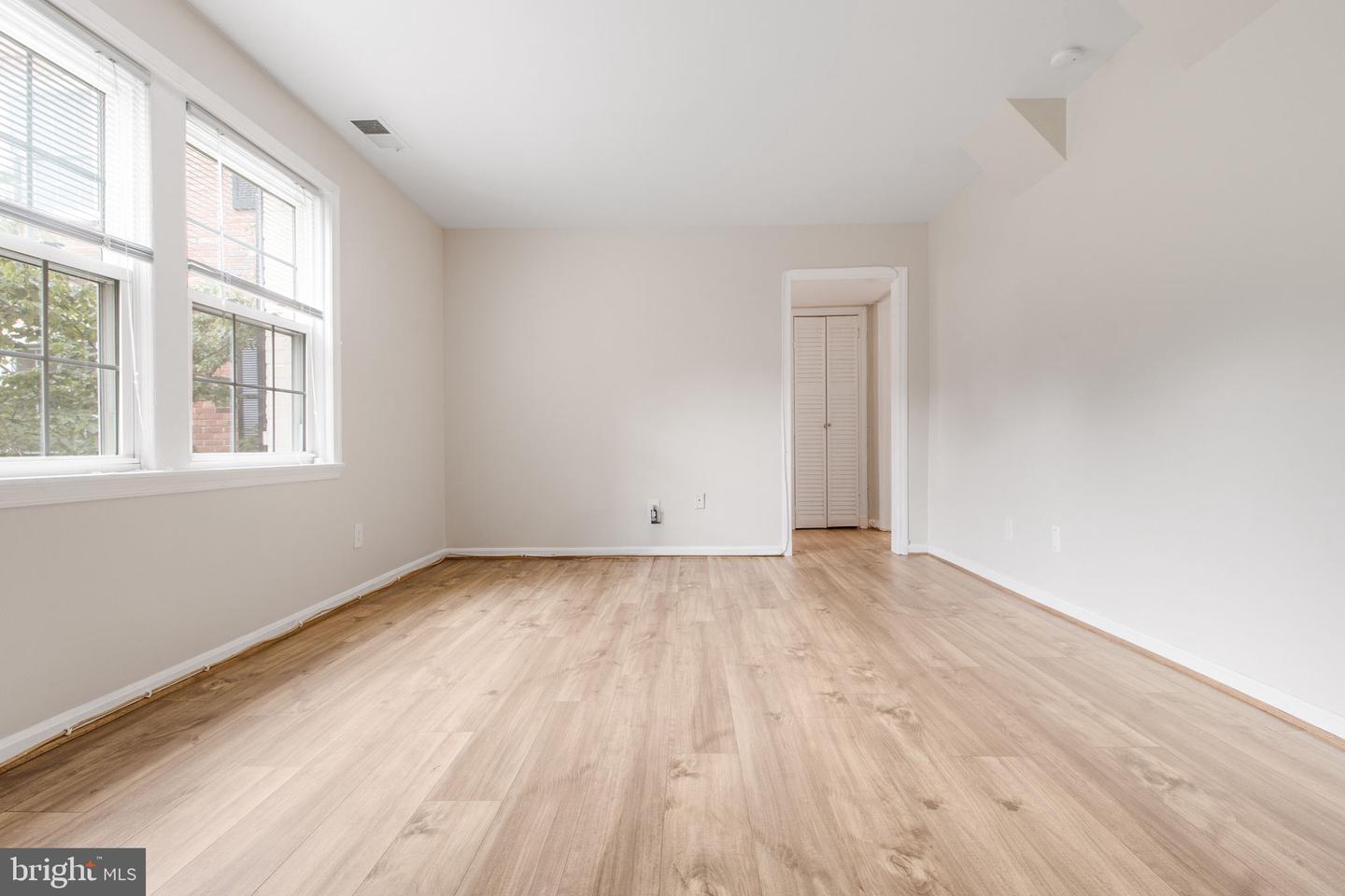 3923 PENNSYLVANIA AVE SE #201, WASHINGTON, District Of Columbia 20020, 2 Bedrooms Bedrooms, ,1 BathroomBathrooms,Residential,For sale,3923 PENNSYLVANIA AVE SE #201,DCDC2201764 MLS # DCDC2201764