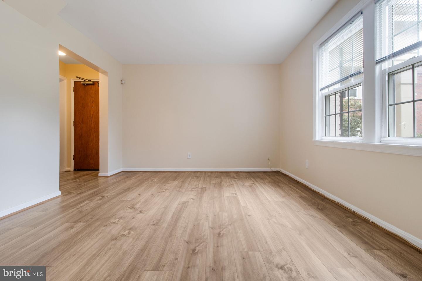 3923 PENNSYLVANIA AVE SE #201, WASHINGTON, District Of Columbia 20020, 2 Bedrooms Bedrooms, ,1 BathroomBathrooms,Residential,For sale,3923 PENNSYLVANIA AVE SE #201,DCDC2201764 MLS # DCDC2201764