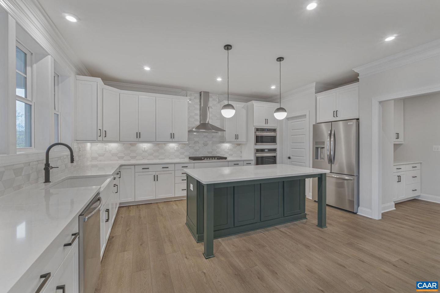 10A SABLEWOOD DR, CHARLOTTESVILLE, Virginia 22911, 4 Bedrooms Bedrooms, ,3 BathroomsBathrooms,Residential,For sale,10A SABLEWOOD DR,664778 MLS # 664778