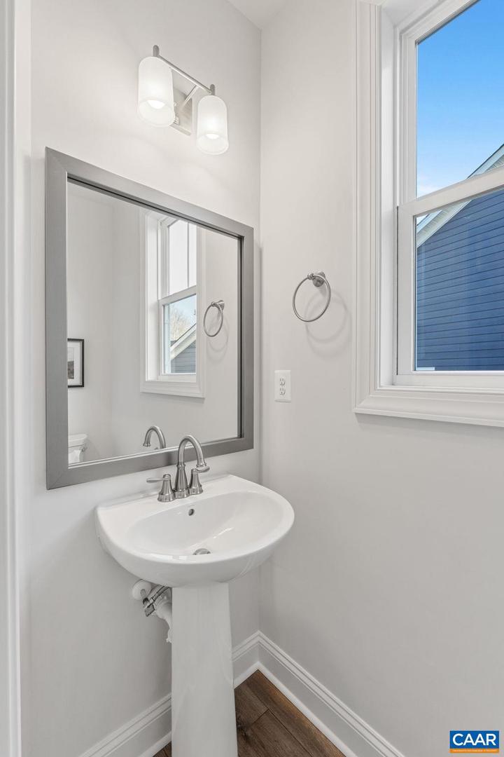 98A LACONIA LN, CHARLOTTESVILLE, Virginia 22911, 3 Bedrooms Bedrooms, ,2 BathroomsBathrooms,Residential,For sale,98A LACONIA LN,664781 MLS # 664781