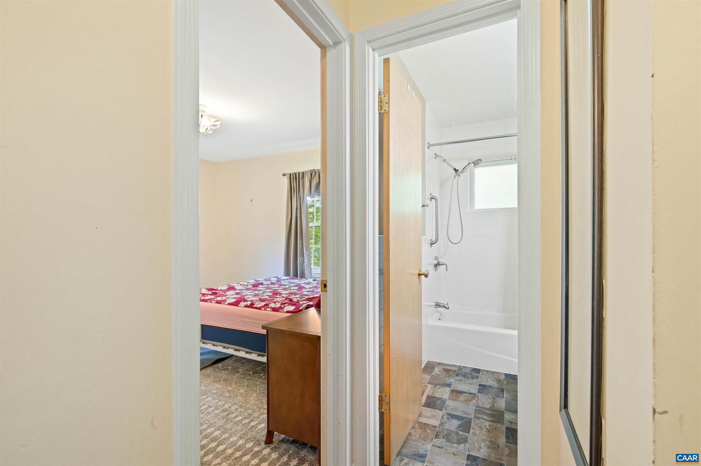150 N BENNINGTON RD, CHARLOTTESVILLE, Virginia 22901, 4 Bedrooms Bedrooms, ,3 BathroomsBathrooms,Residential,For sale,150 N BENNINGTON RD,664782 MLS # 664782