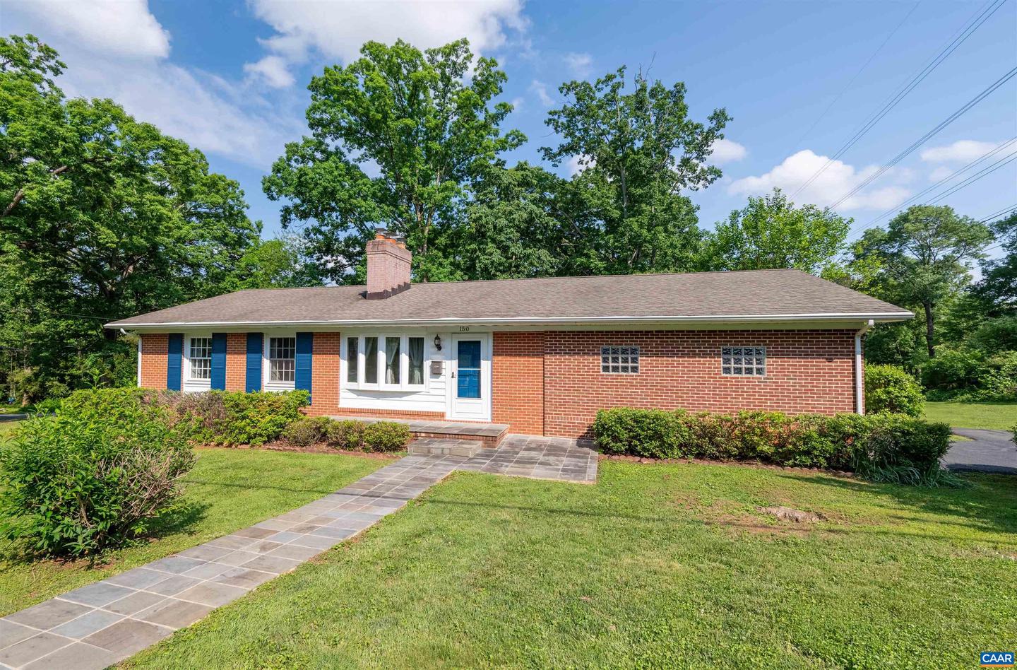150 N BENNINGTON RD, CHARLOTTESVILLE, Virginia 22901, 4 Bedrooms Bedrooms, ,3 BathroomsBathrooms,Residential,For sale,150 N BENNINGTON RD,664782 MLS # 664782