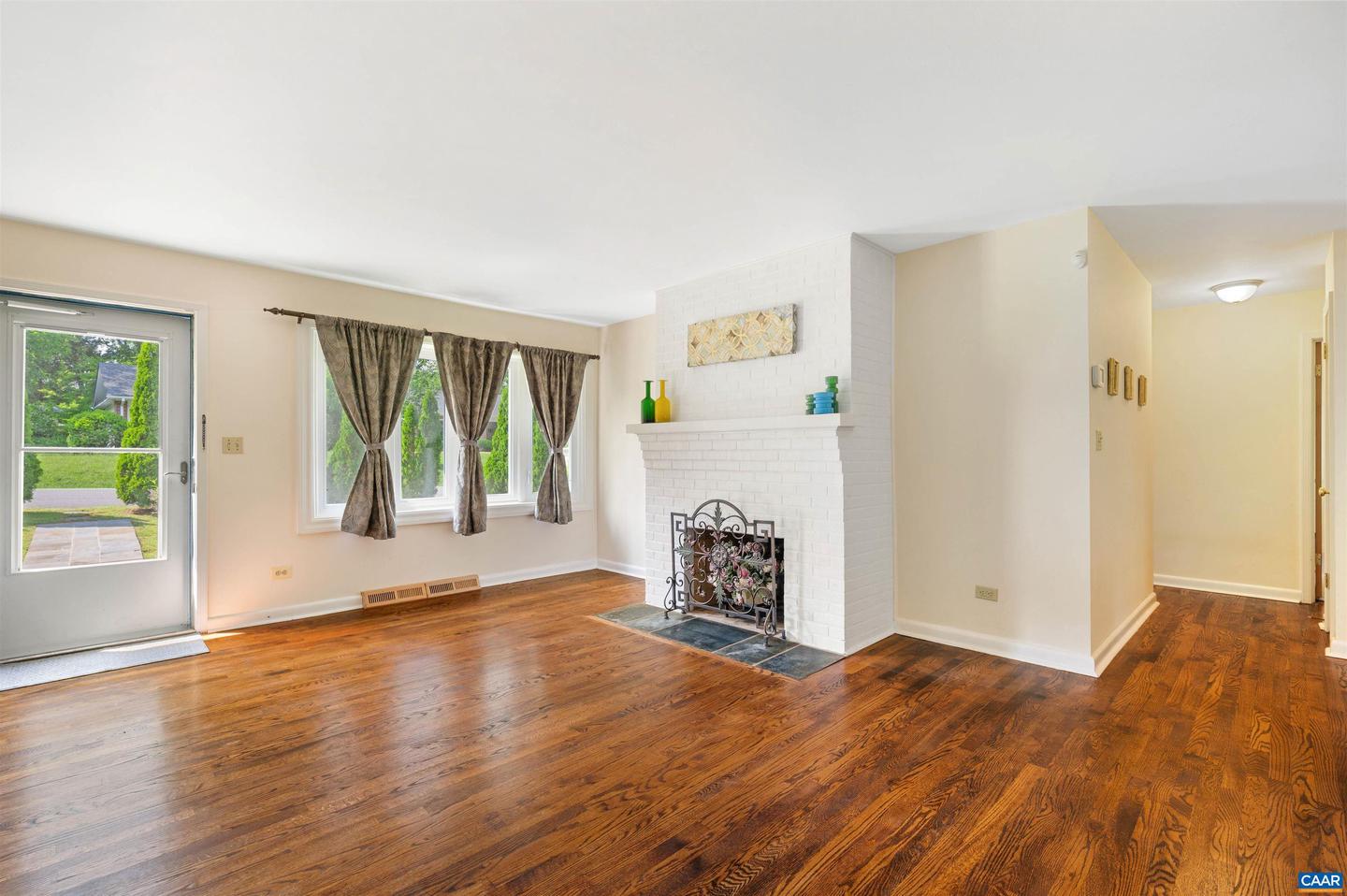 150 N BENNINGTON RD, CHARLOTTESVILLE, Virginia 22901, 4 Bedrooms Bedrooms, ,3 BathroomsBathrooms,Residential,For sale,150 N BENNINGTON RD,664782 MLS # 664782