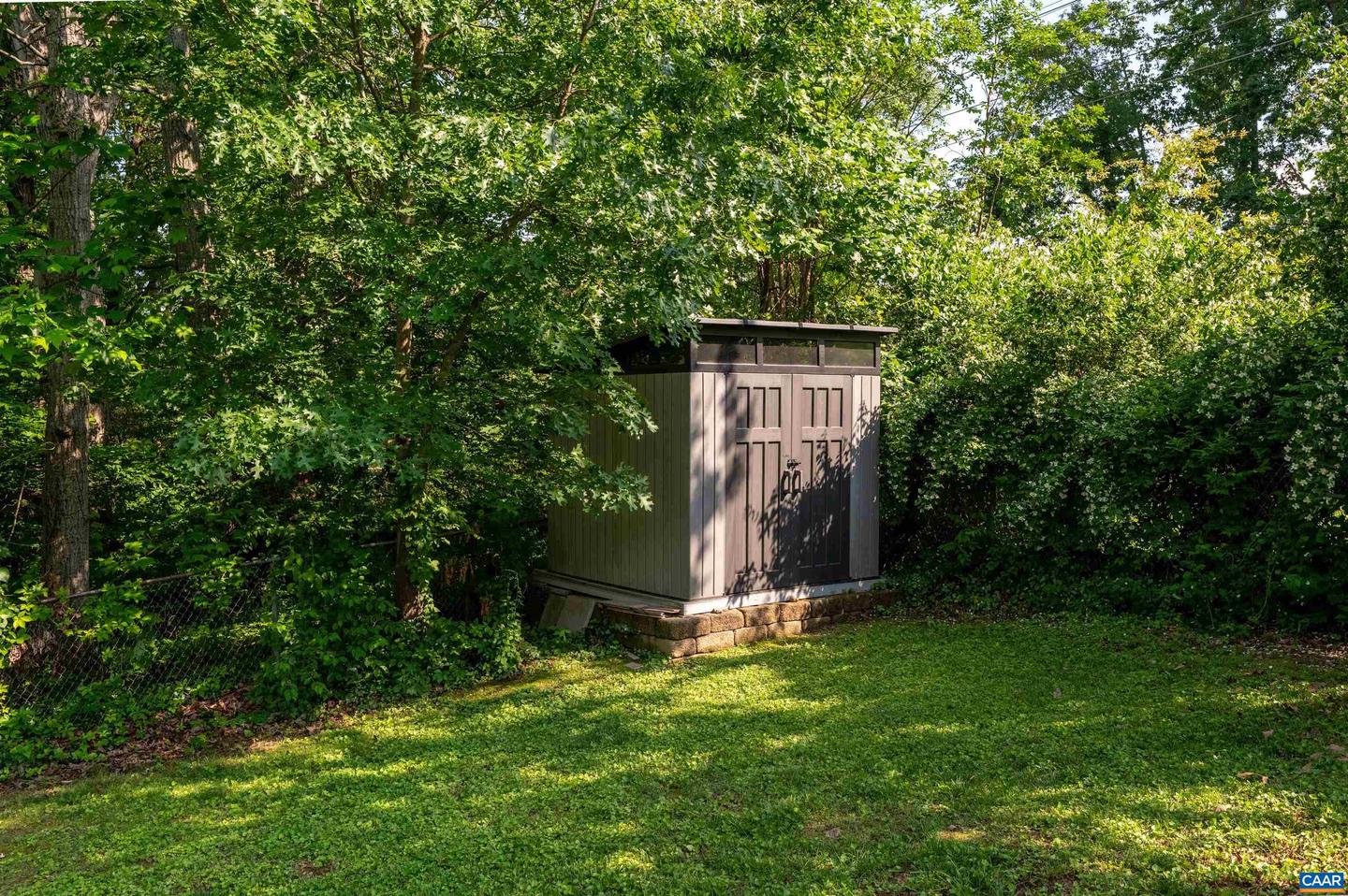 150 N BENNINGTON RD, CHARLOTTESVILLE, Virginia 22901, 4 Bedrooms Bedrooms, ,3 BathroomsBathrooms,Residential,For sale,150 N BENNINGTON RD,664782 MLS # 664782