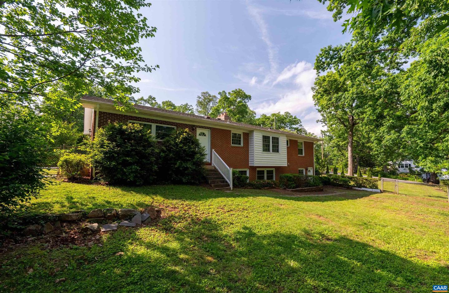 150 N BENNINGTON RD, CHARLOTTESVILLE, Virginia 22901, 4 Bedrooms Bedrooms, ,3 BathroomsBathrooms,Residential,For sale,150 N BENNINGTON RD,664782 MLS # 664782