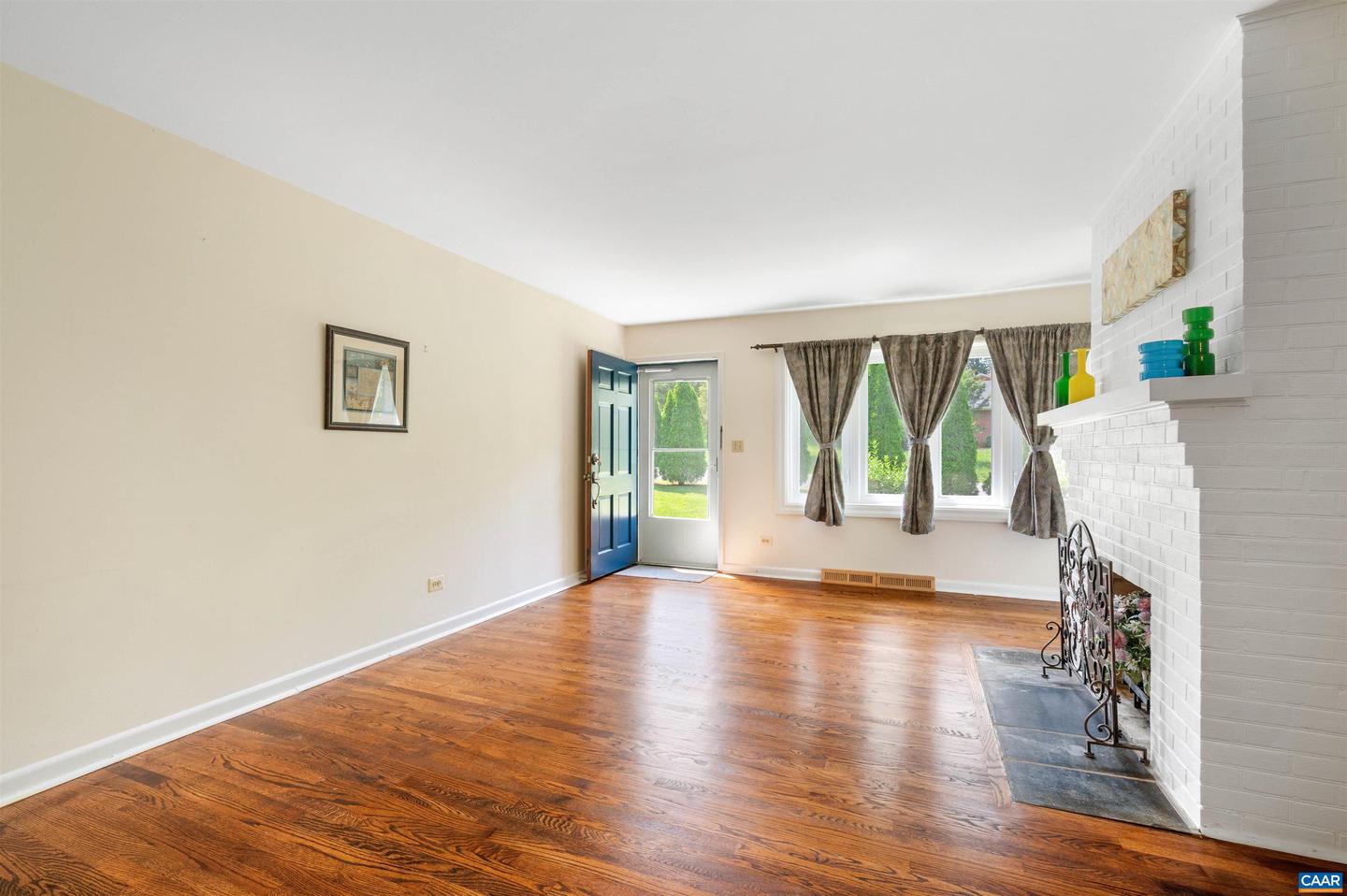 150 N BENNINGTON RD, CHARLOTTESVILLE, Virginia 22901, 4 Bedrooms Bedrooms, ,3 BathroomsBathrooms,Residential,For sale,150 N BENNINGTON RD,664782 MLS # 664782