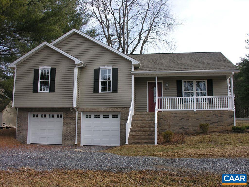 101 STERLING DR, WAYNESBORO, Virginia 22980, 3 Bedrooms Bedrooms, ,2 BathroomsBathrooms,Residential,For sale,101 STERLING DR,664783 MLS # 664783