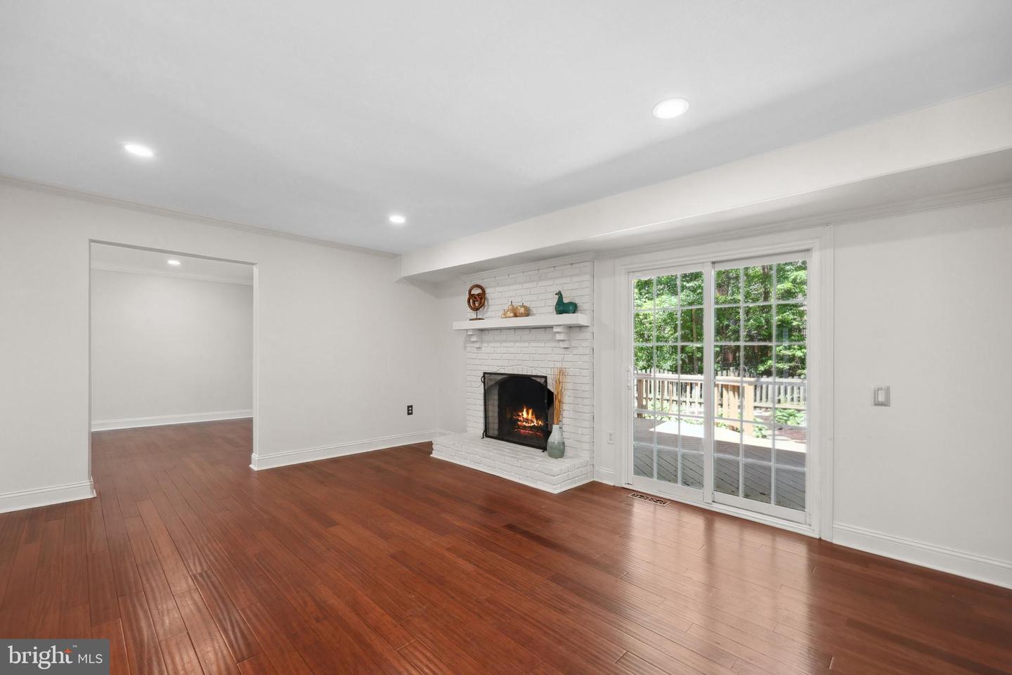 10840 BURR OAK WAY, BURKE, Virginia 22015, 4 Bedrooms Bedrooms, ,2 BathroomsBathrooms,Residential,For sale,10840 BURR OAK WAY,VAFX2242298 MLS # VAFX2242298