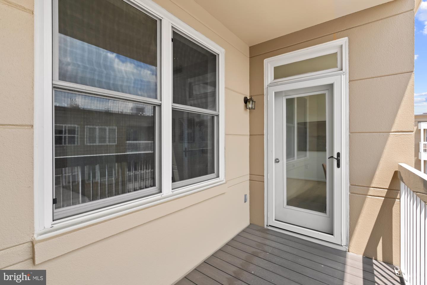 2001 12TH ST NW #410, WASHINGTON, District Of Columbia 20009, 1 Bedroom Bedrooms, ,1 BathroomBathrooms,Residential,For sale,2001 12TH ST NW #410,DCDC2201484 MLS # DCDC2201484
