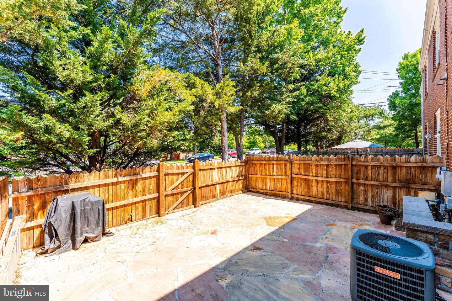 8504 JEFFERSONIAN CT, VIENNA, Virginia 22182, 4 Bedrooms Bedrooms, ,3 BathroomsBathrooms,Residential,For sale,8504 JEFFERSONIAN CT,VAFX2242020 MLS # VAFX2242020