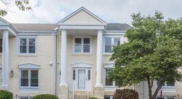 8504 JEFFERSONIAN CT, VIENNA, Virginia 22182, 4 Bedrooms Bedrooms, ,3 BathroomsBathrooms,Residential,For sale,8504 JEFFERSONIAN CT,VAFX2242020 MLS # VAFX2242020