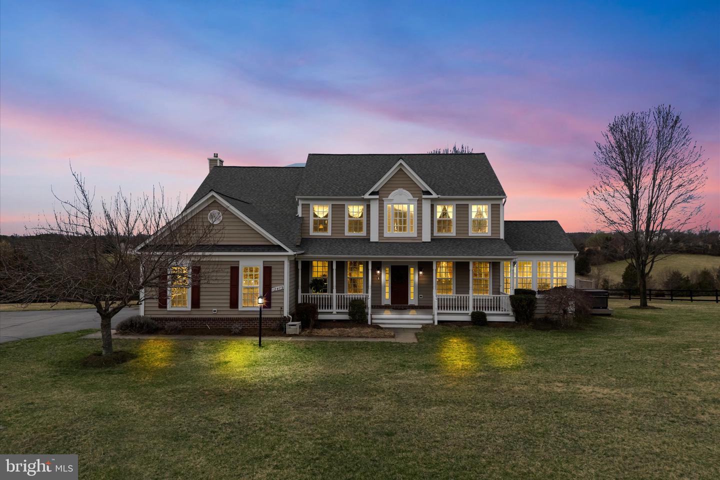 12479 SYCAMORE VISTA LN, LOVETTSVILLE, Virginia 20180, 5 Bedrooms Bedrooms, ,3 BathroomsBathrooms,Residential,For sale,12479 SYCAMORE VISTA LN,VALO2097312 MLS # VALO2097312