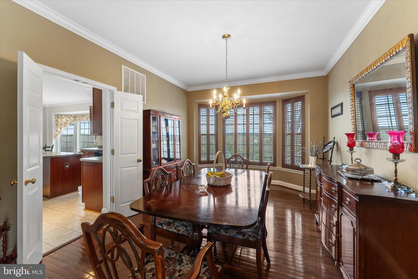 12479 SYCAMORE VISTA LN, LOVETTSVILLE, Virginia 20180, 5 Bedrooms Bedrooms, ,3 BathroomsBathrooms,Residential,For sale,12479 SYCAMORE VISTA LN,VALO2097312 MLS # VALO2097312
