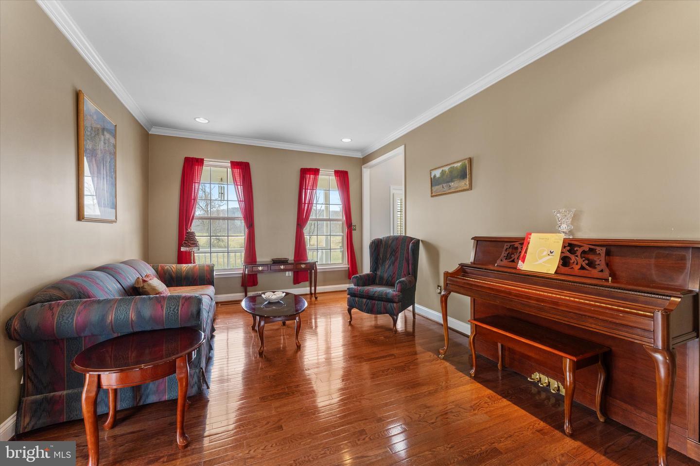 12479 SYCAMORE VISTA LN, LOVETTSVILLE, Virginia 20180, 5 Bedrooms Bedrooms, ,3 BathroomsBathrooms,Residential,For sale,12479 SYCAMORE VISTA LN,VALO2097312 MLS # VALO2097312