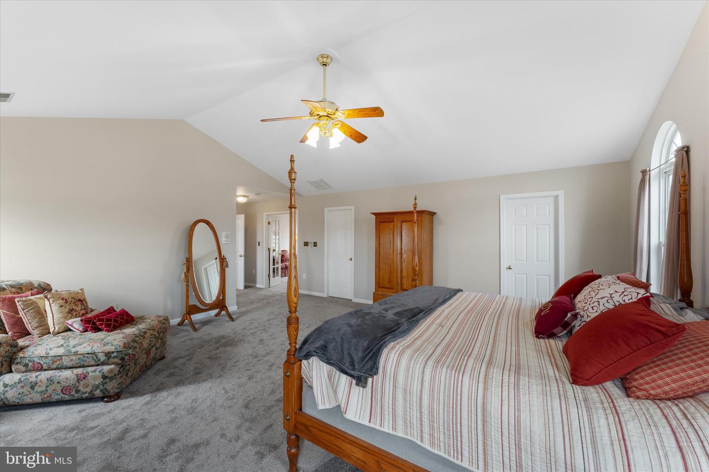12479 SYCAMORE VISTA LN, LOVETTSVILLE, Virginia 20180, 5 Bedrooms Bedrooms, ,3 BathroomsBathrooms,Residential,For sale,12479 SYCAMORE VISTA LN,VALO2097312 MLS # VALO2097312