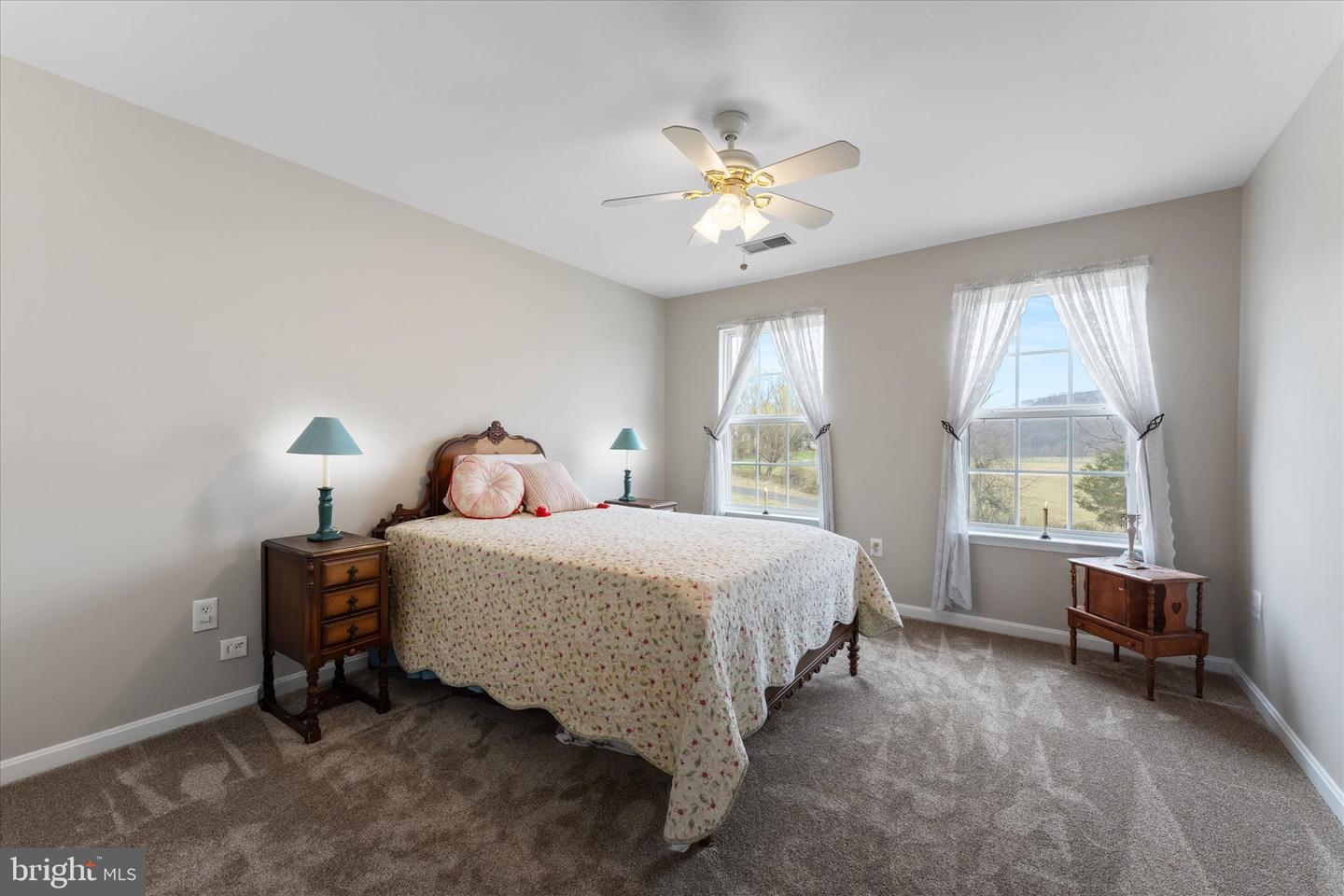 12479 SYCAMORE VISTA LN, LOVETTSVILLE, Virginia 20180, 5 Bedrooms Bedrooms, ,3 BathroomsBathrooms,Residential,For sale,12479 SYCAMORE VISTA LN,VALO2097312 MLS # VALO2097312