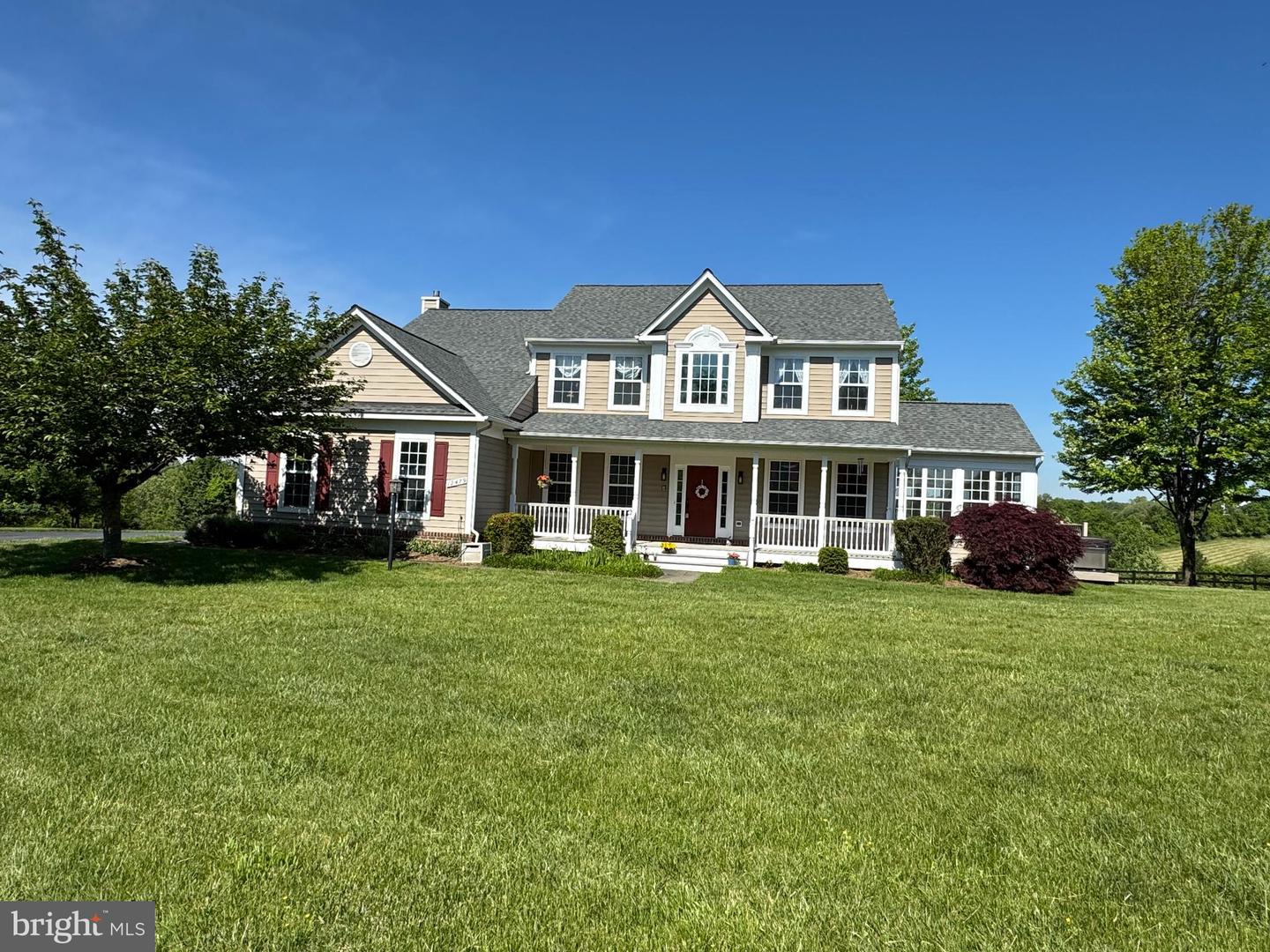 12479 SYCAMORE VISTA LN, LOVETTSVILLE, Virginia 20180, 5 Bedrooms Bedrooms, ,3 BathroomsBathrooms,Residential,For sale,12479 SYCAMORE VISTA LN,VALO2097312 MLS # VALO2097312