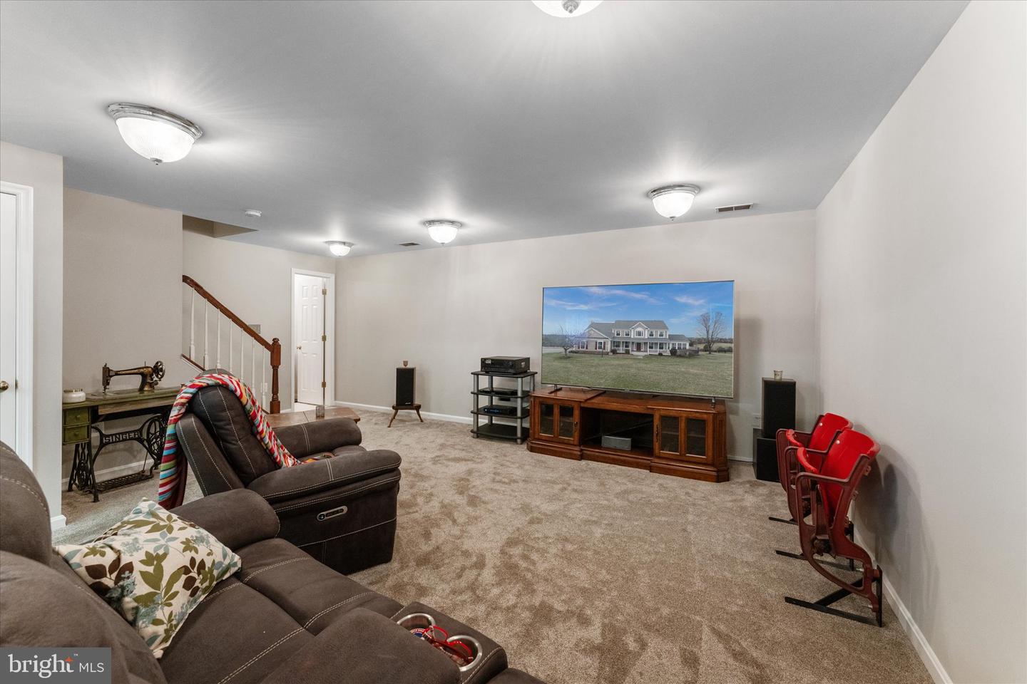 12479 SYCAMORE VISTA LN, LOVETTSVILLE, Virginia 20180, 5 Bedrooms Bedrooms, ,3 BathroomsBathrooms,Residential,For sale,12479 SYCAMORE VISTA LN,VALO2097312 MLS # VALO2097312