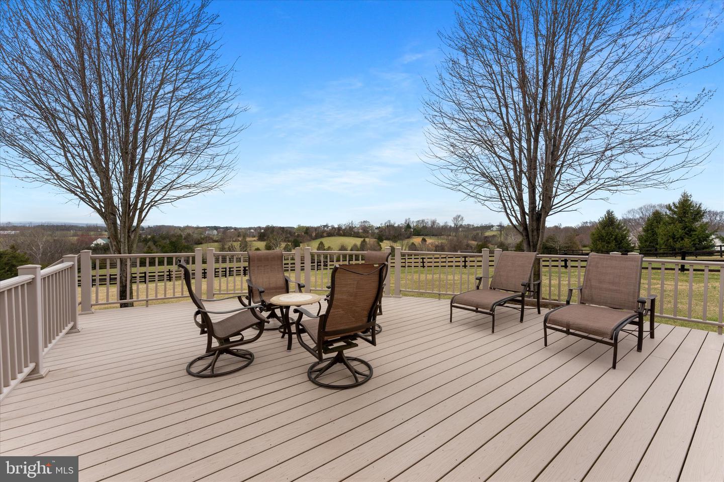 12479 SYCAMORE VISTA LN, LOVETTSVILLE, Virginia 20180, 5 Bedrooms Bedrooms, ,3 BathroomsBathrooms,Residential,For sale,12479 SYCAMORE VISTA LN,VALO2097312 MLS # VALO2097312