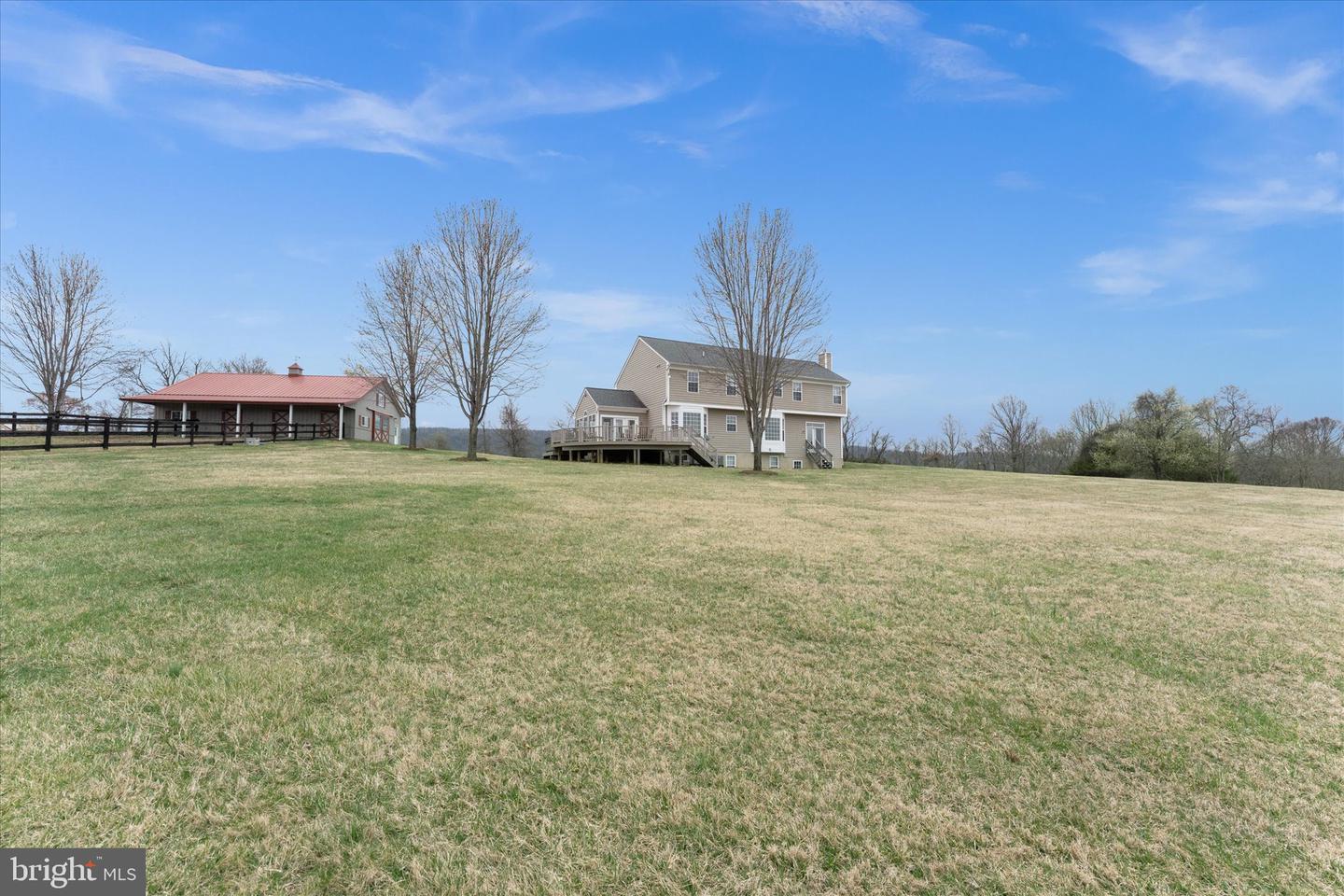 12479 SYCAMORE VISTA LN, LOVETTSVILLE, Virginia 20180, 5 Bedrooms Bedrooms, ,3 BathroomsBathrooms,Residential,For sale,12479 SYCAMORE VISTA LN,VALO2097312 MLS # VALO2097312