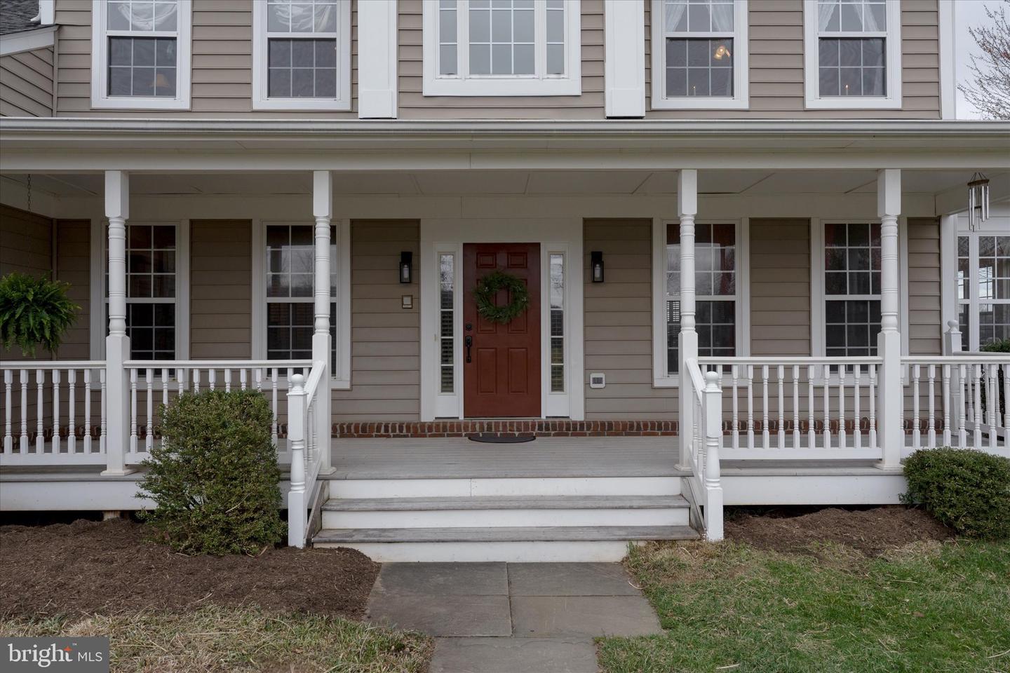 12479 SYCAMORE VISTA LN, LOVETTSVILLE, Virginia 20180, 5 Bedrooms Bedrooms, ,3 BathroomsBathrooms,Residential,For sale,12479 SYCAMORE VISTA LN,VALO2097312 MLS # VALO2097312