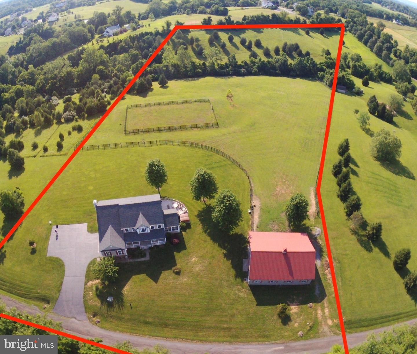 12479 SYCAMORE VISTA LN, LOVETTSVILLE, Virginia 20180, 5 Bedrooms Bedrooms, ,3 BathroomsBathrooms,Residential,For sale,12479 SYCAMORE VISTA LN,VALO2097312 MLS # VALO2097312
